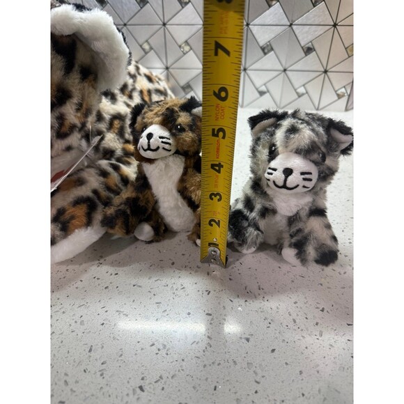 Rare MorisMos Cheetah Leopard Cat 19” Plush w two 6” Kittens stuffed animal - Picture 4 of 9